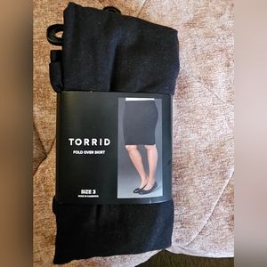 NWT Torrid Size 3 and 2 Fold Over Skirt